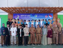 35 Siswa Al-Mashduqi Boarding School Peserta English Immersion Malaysia dilepas Sekda Kabupaten Garut