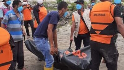 Upaya bersama: Tim SAR Gabungan Berhasil Evakuasi Korban Banjir di Belu