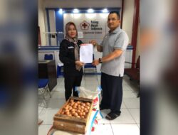 Solidaritas Dinkominfo Demak: Bantuan Sembako untuk Korban Banjir
