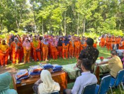 Bengkulu Berbagi: Bantuan Sembako untuk Pegawai Kebersihan