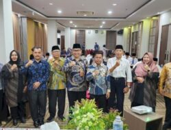 Bupati Kopli Mengamati Proses Peserta Assessment JPTP Saat Jalani Tes