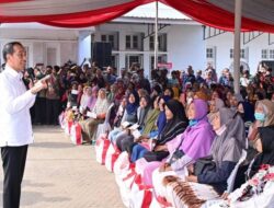 Jokowi Melemparkan Sinyal Bantuan Pangan Akan Dilanjutkan