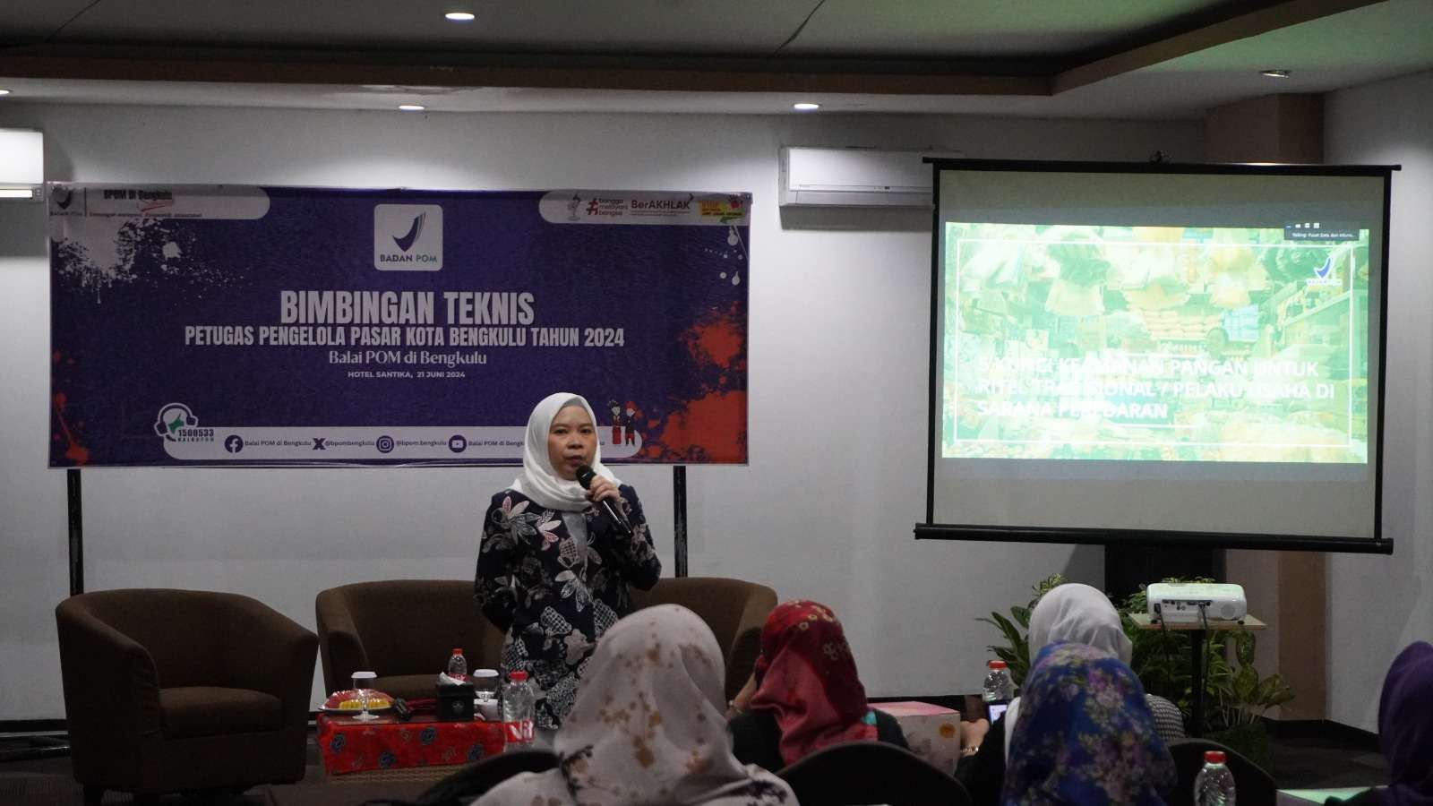 Bimtek Pengelola Pasar Program Pasar Aman Berbasis Komunitas, di hotel Kota Bengkulu, Jumat (21/6/2024).