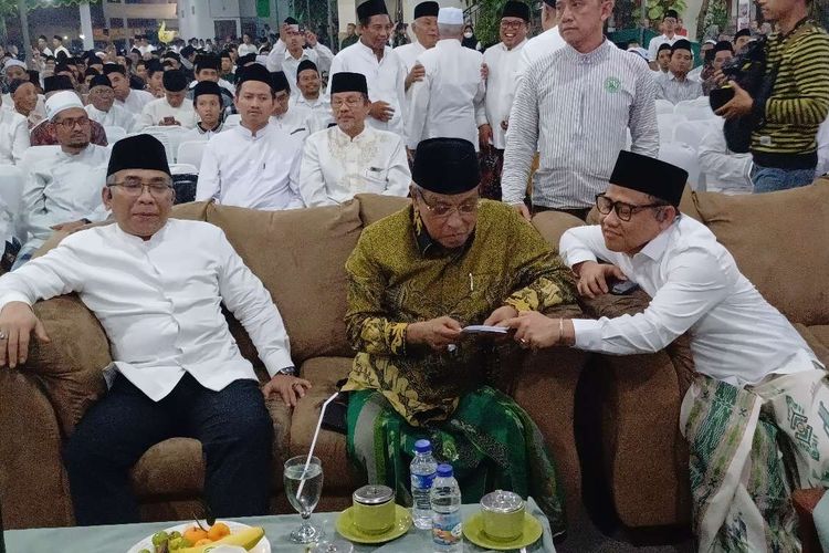 Ketua PBNU Yahya Cholil Staquf, Mantan Ketua PBNU Said Agil Siradj dan calon wakil presiden nomor urut 1, Muhaimin Iskandar
