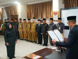Sekda Isnan Fajri Lantik Kepala DLHK Provinsi Bengkulu