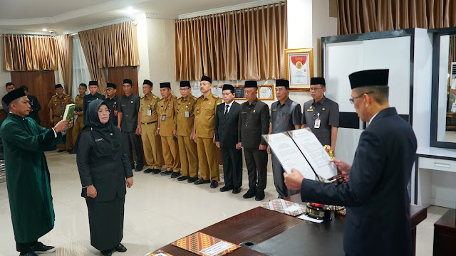 Foto Pelantikan Kepala Dinas Lingkungan Hidup dan Kehutanan (DLHK) Provinsi Bengkulu