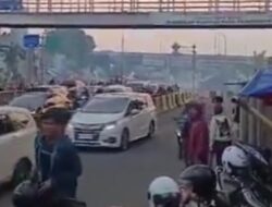 Viral Tawuran di Bassura Jaktim Sebabkan Lalu Luntas Tersendat