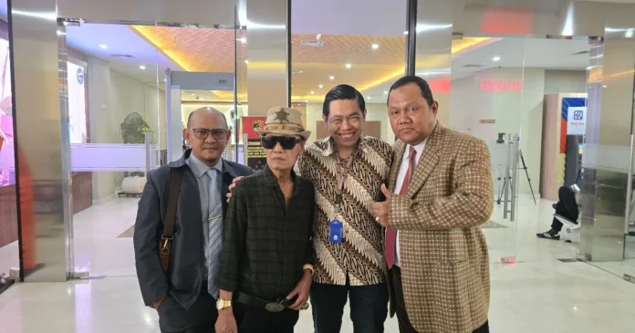 Merasa dirugikan komedian tessy dikatkan dengan sosok T pengendali judi online di Indonesia