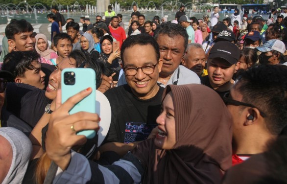 Anies Baswedan terancam gagal maju di Pilgub Jakarta setelah PKS membuka opsi bergabung dengan Koalisi Indonesia Maju (KIM)