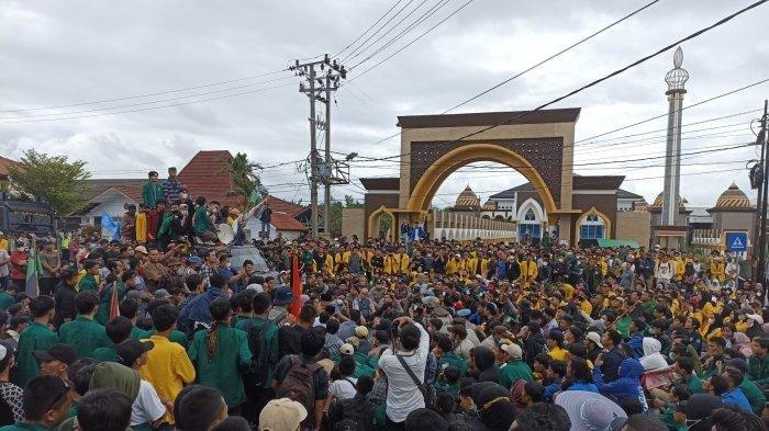 foto mahasiswa bengkulu demo