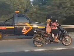 Wanita yang Mengendarai Motor dan Bonceng Anak Kecil Masuk Tol Jagorawi karena Mengikuti Google Maps