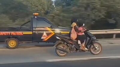 foto pengendara motor