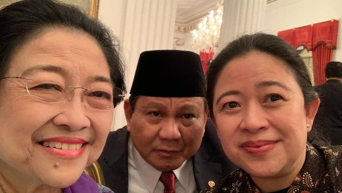 Foto Megawati, Puan, dan Prabowo
