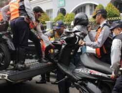 jukir liar nyaris adu pukul dengan petugas Dinas Perhubungan (Dishub)