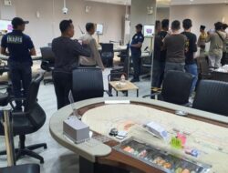 Judi Berkedok Karaoke Polisi Amankan 12 Pelaku Serta Barang Bukti Berupa Uang Rp 1,25 Miliar