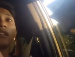 Tolak Uang Rp 2 Ribu Driver Taksi Online di Surabaya Dipalak Tukang Parkir Viral di Sosmed