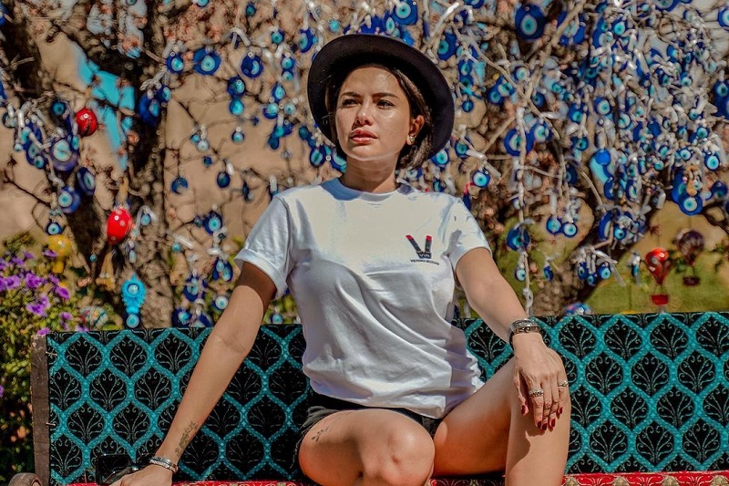 nikita mirzani (celebrity.okezone.com)