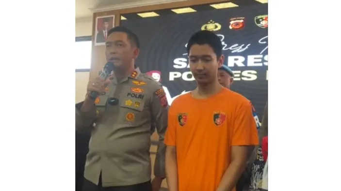 **Gambaran Cut Intan Nabila di Sidang KDRT Armor Toreador: Tatapan