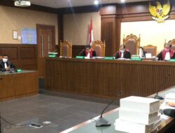 “Sandra Dewi Hadir di Pengadilan Tipikor untuk Melakukan Pembuktian Terbalik”