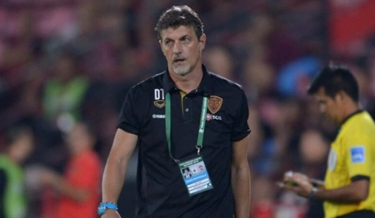 wasit sepok bola (foto: liputan6.com )