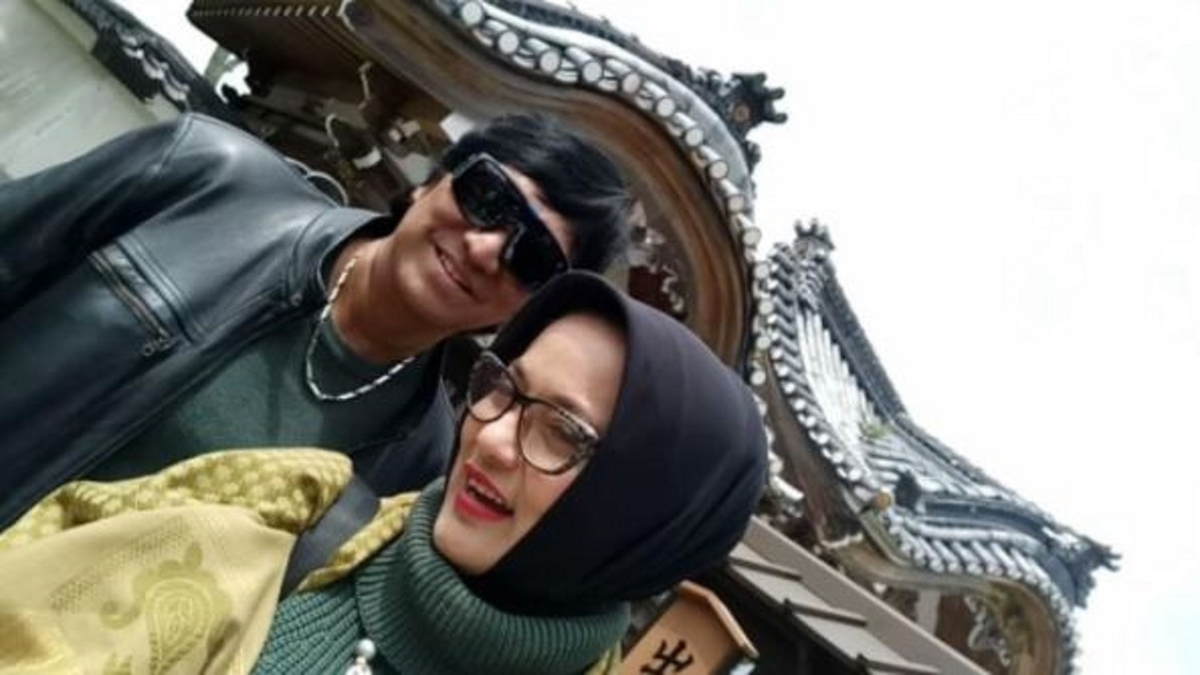 40 hari alm istri ikhang fauzi (fimela.com)