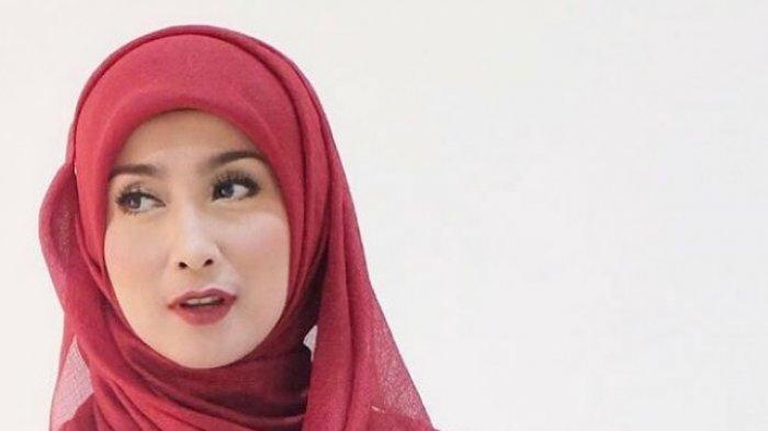 desi ratna sari anggota mentri (suara.com)