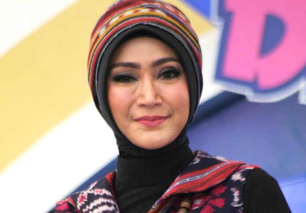 ira penyanyi zaman dulu(suara.com)