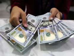 Dolar AS Menguat Hampir Tembus Rp 16.000 Per 4 Desember 2024