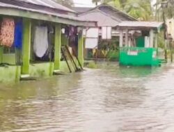 Hujan Lebat Guyur Kota Bengkulu, Puluhan Rumah Warga Terendam Banjir