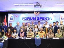 OJK Perkuat Pengawasan Risiko Fraud, Siber, dan AI, Gandeng 27 Asosiasi Profesi